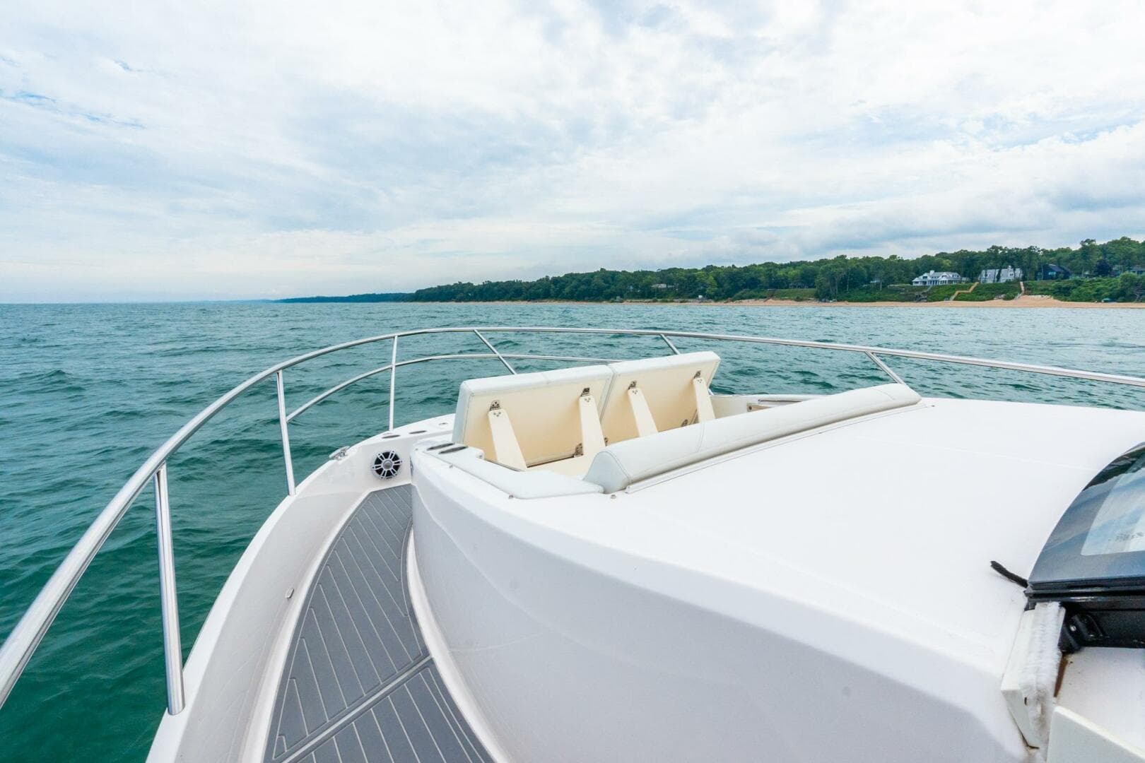 2022 Regal 36 Grande Coupe — photo 39