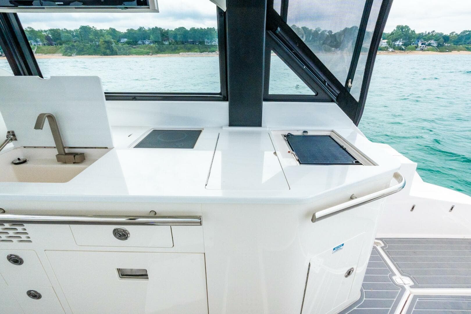 2022 Regal 36 Grande Coupe — photo 50