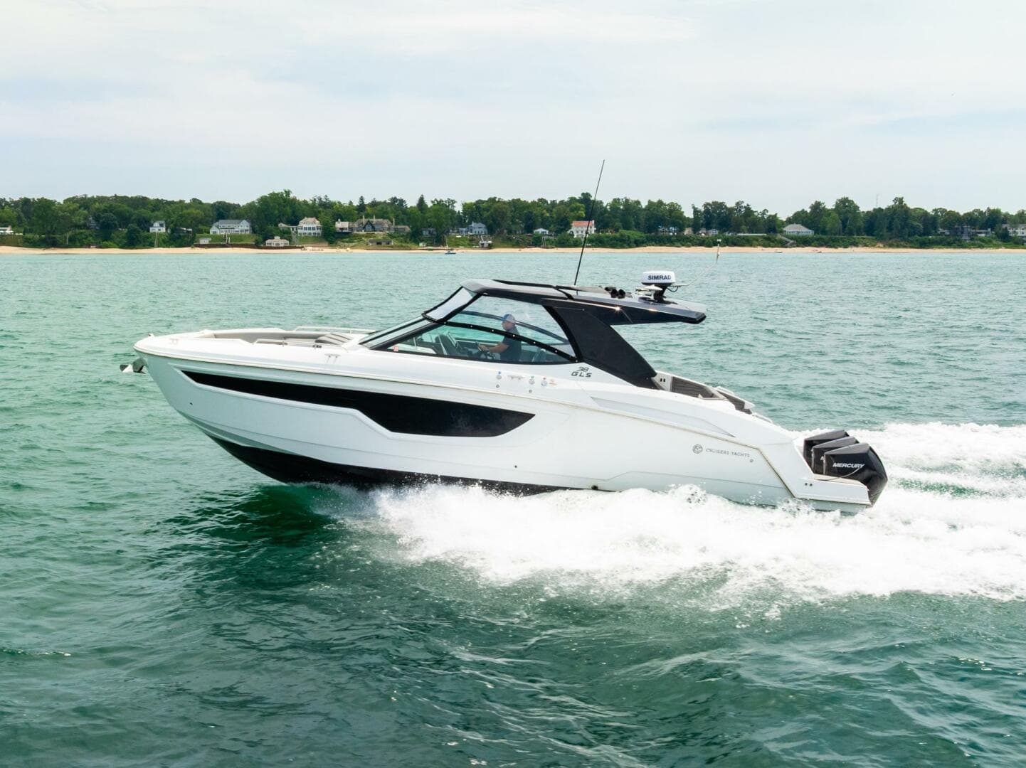 2021 Cruisers Yachts — photo 5