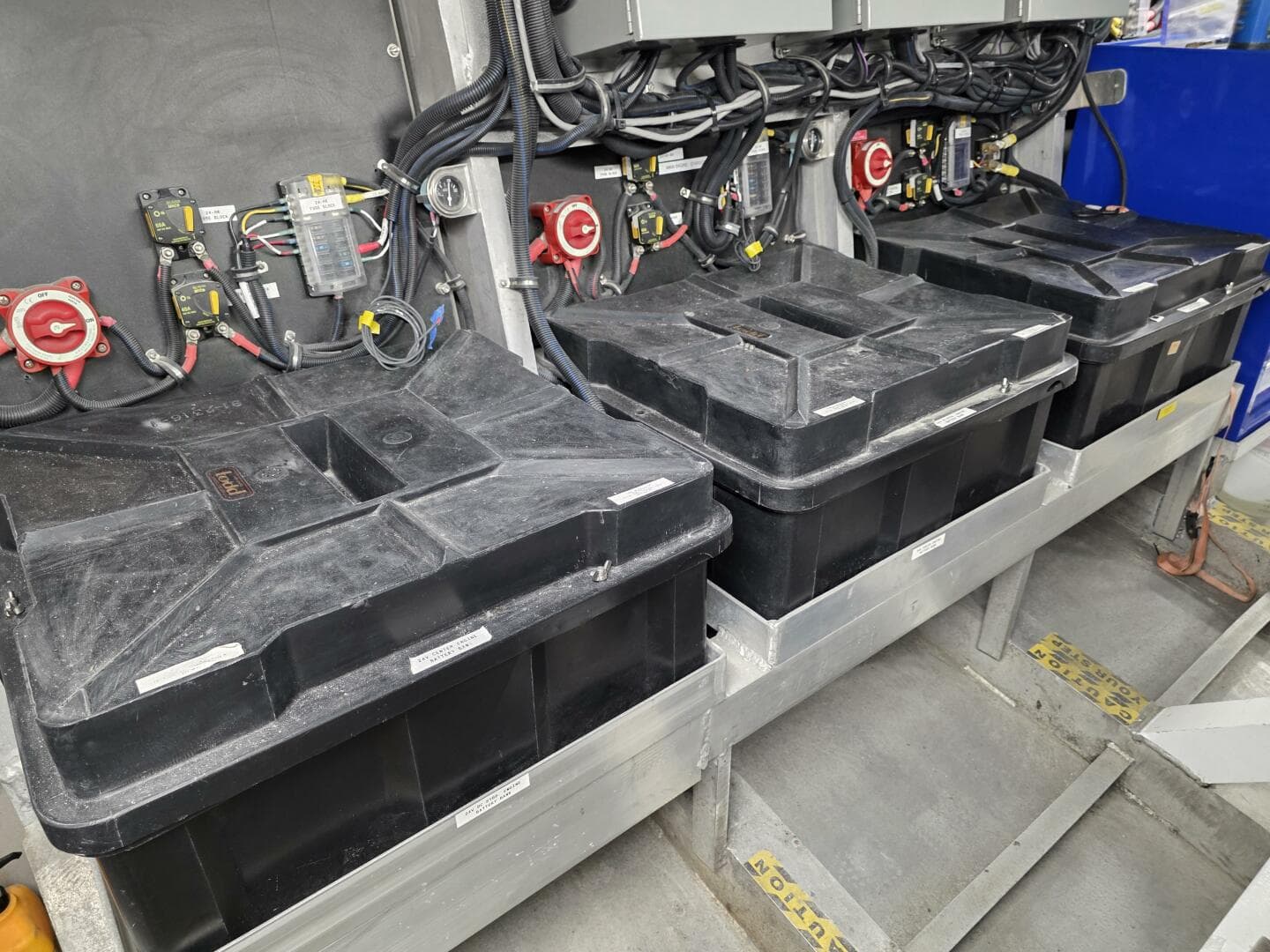 1986 Gulf Craft Passenger — photo 36