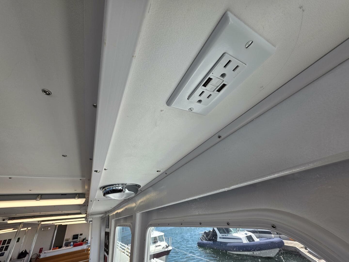 1986 Gulf Craft Passenger — photo 25