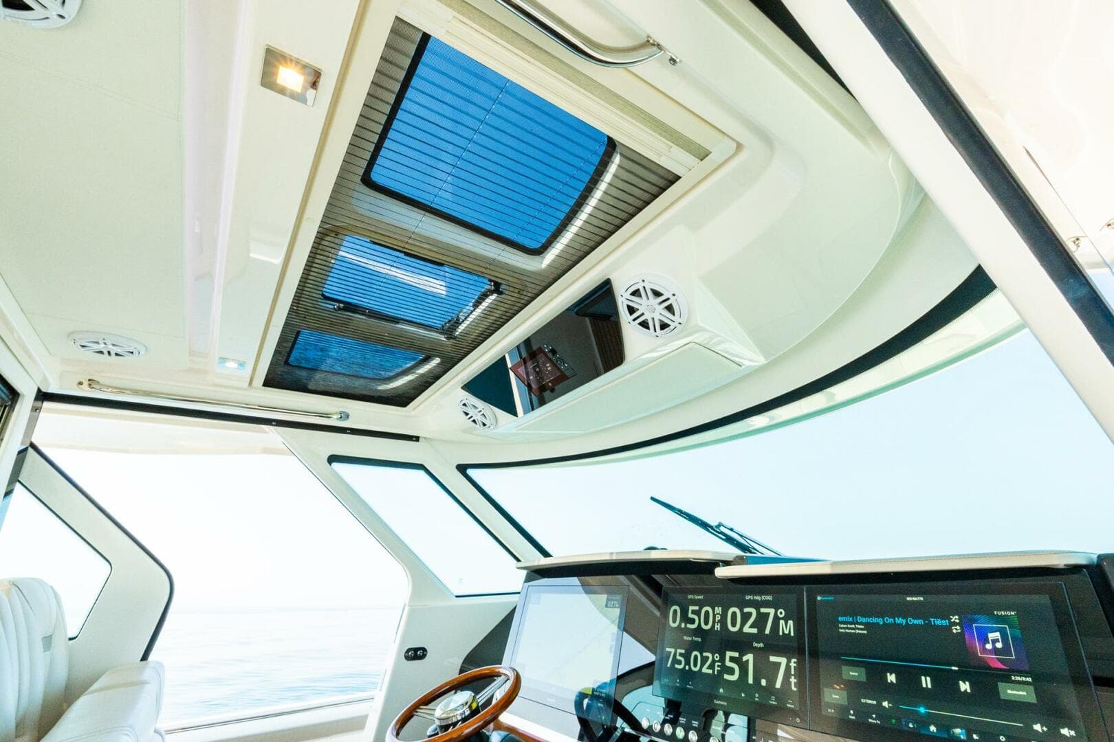 2022 Tiara Sport — photo 47