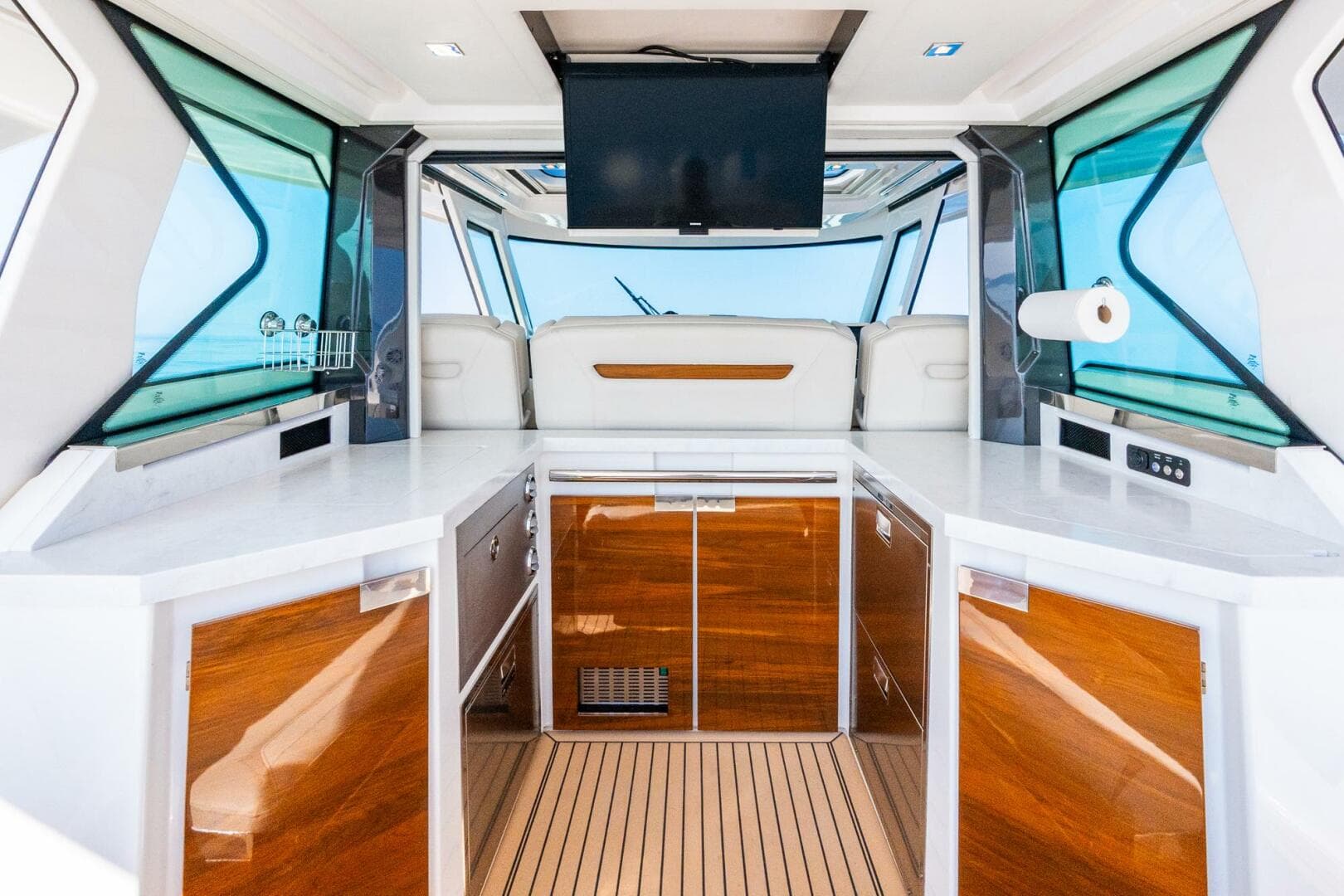 2022 Tiara Sport — photo 60