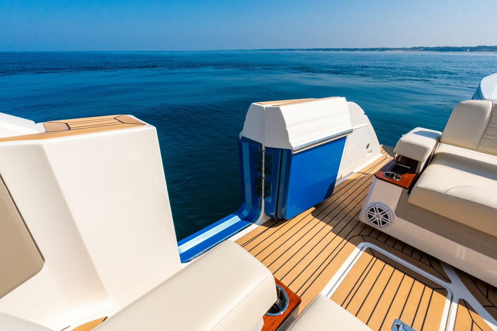 2022 Tiara Sport — photo 3