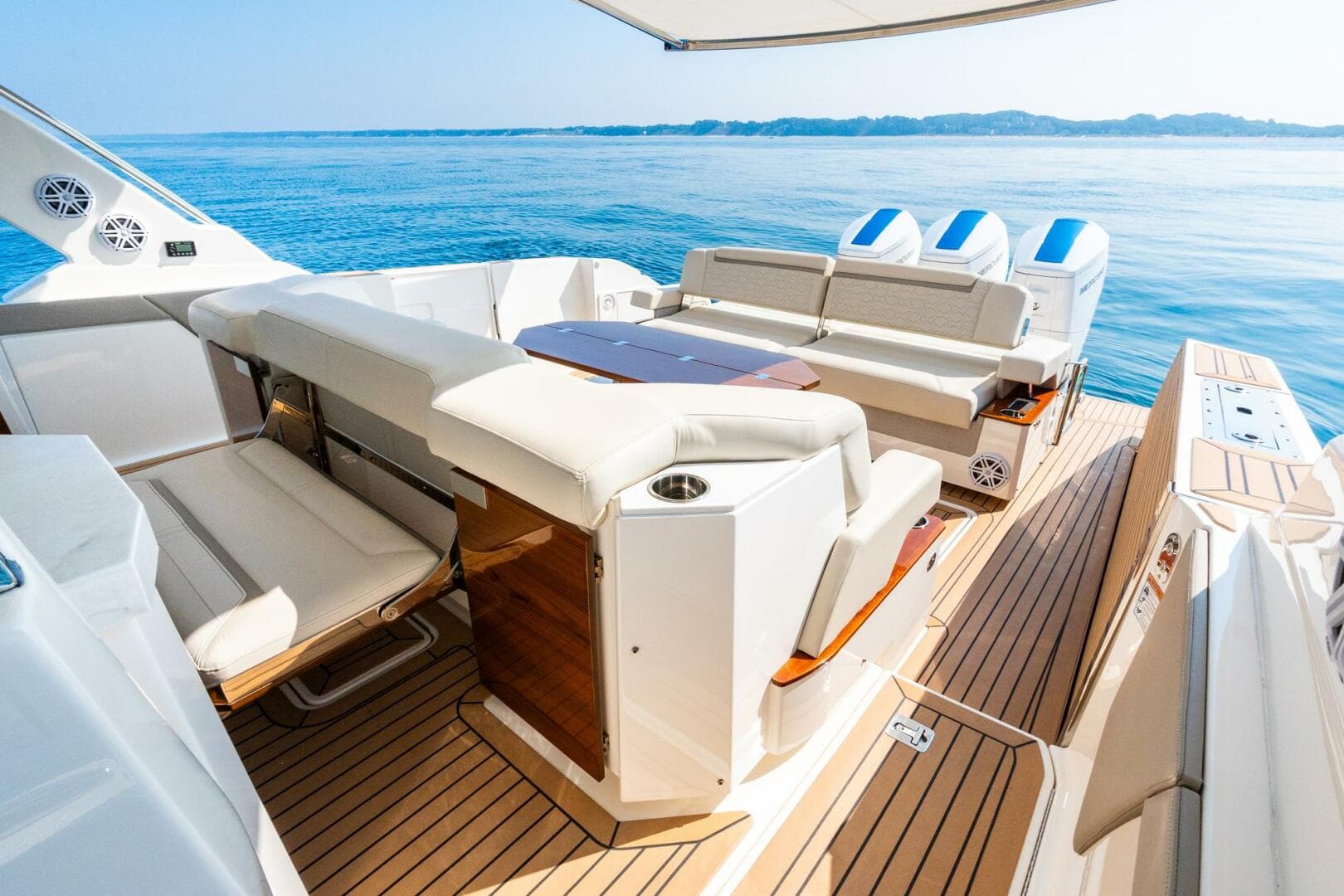 2022 Tiara Sport — photo 35