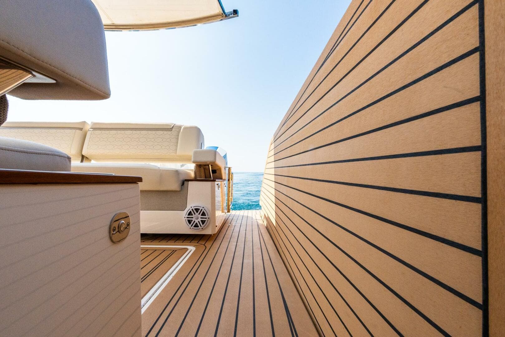 2022 Tiara Sport — photo 20