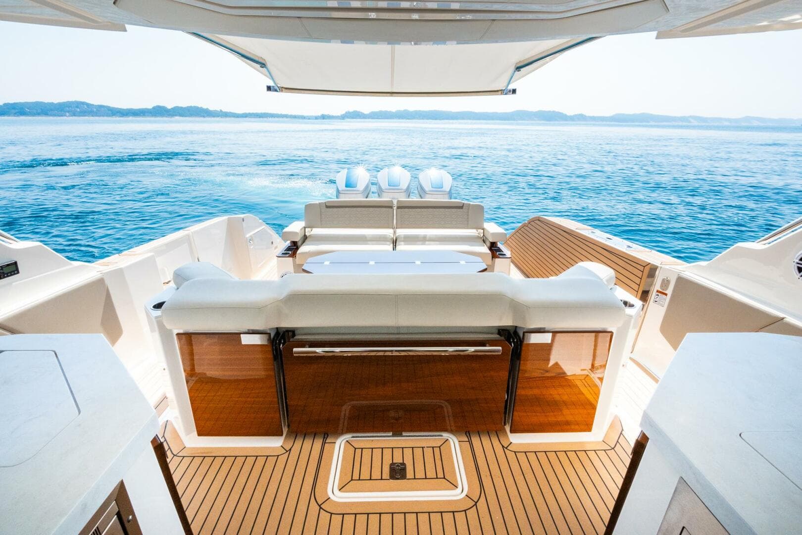 2022 Tiara Sport — photo 33