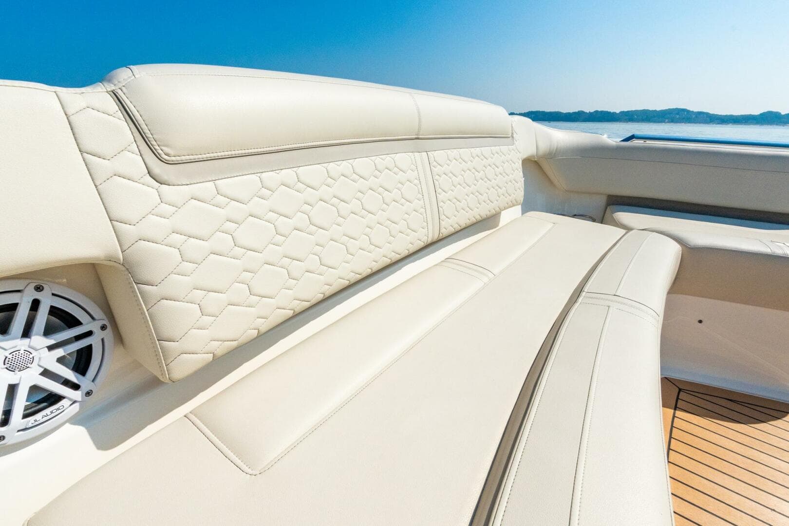 2022 Tiara Sport — photo 53