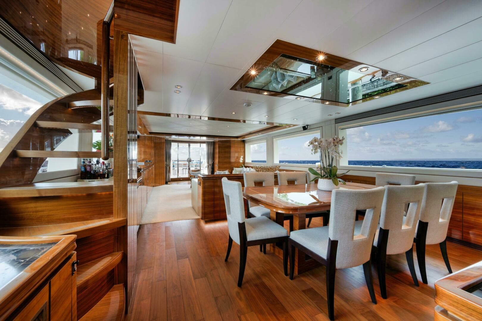 2012 Horizon P110 Tri-Deck — photo 9