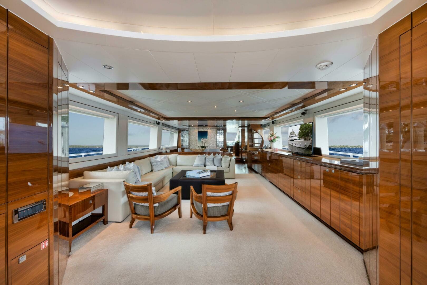 2012 Horizon P110 Tri-Deck — photo 4