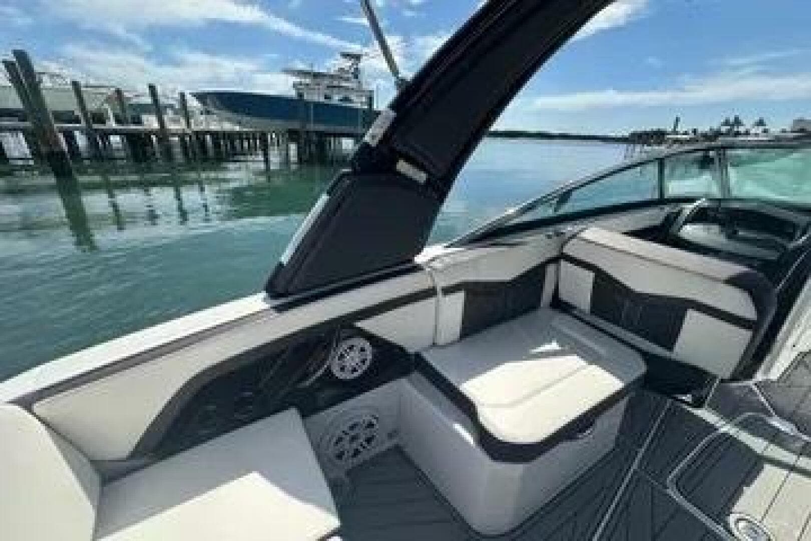 2023 Monterey 275 SS — photo 5