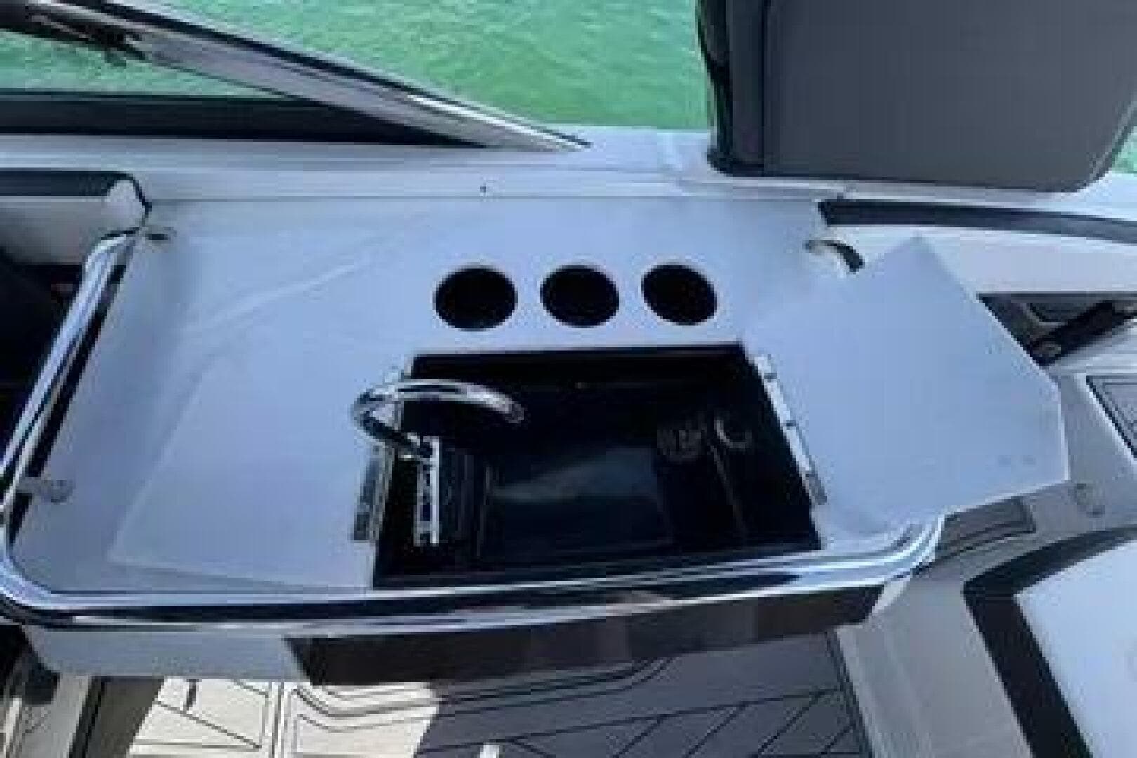2023 Monterey 275 SS — photo 10