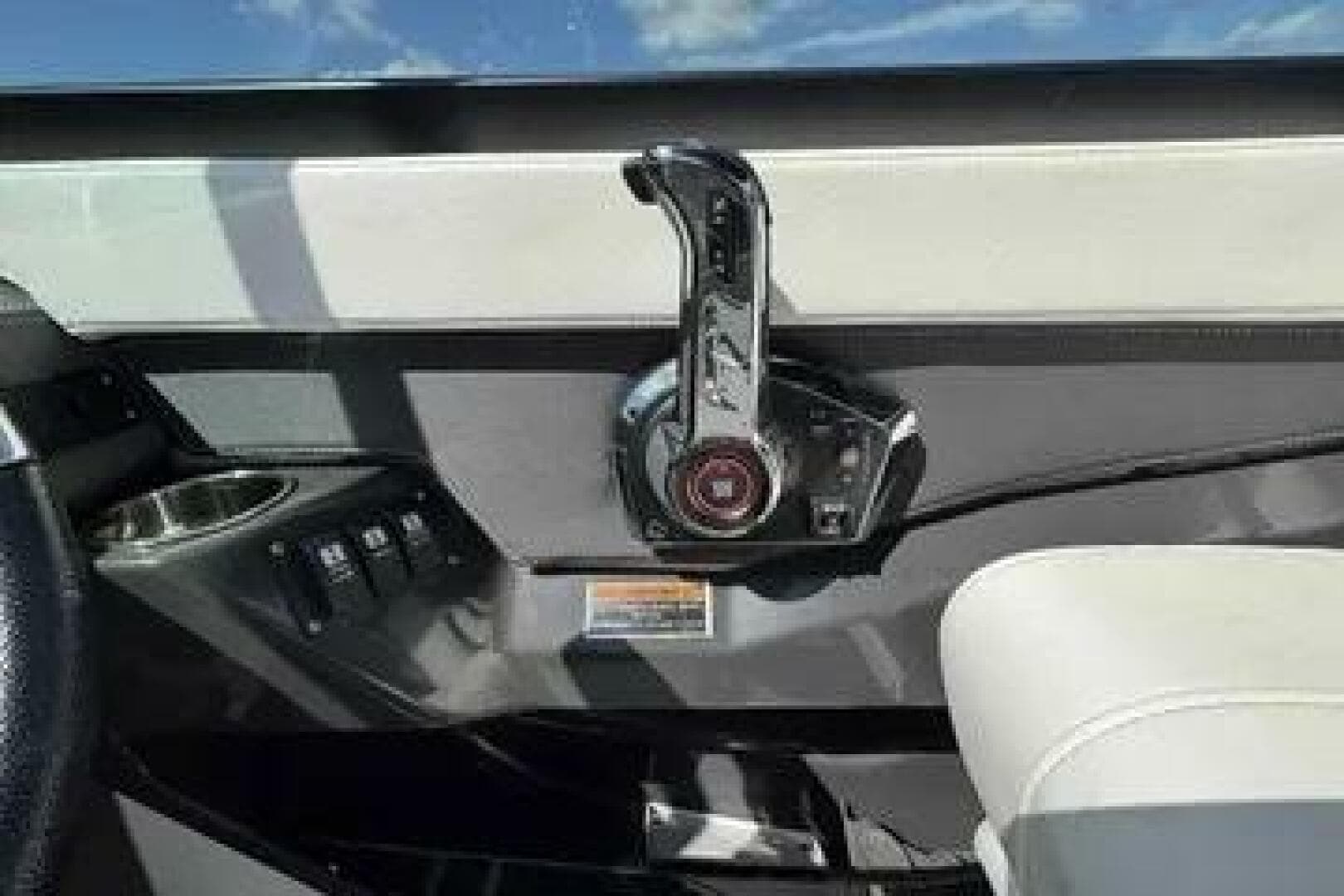 2023 Monterey 275 SS — photo 9