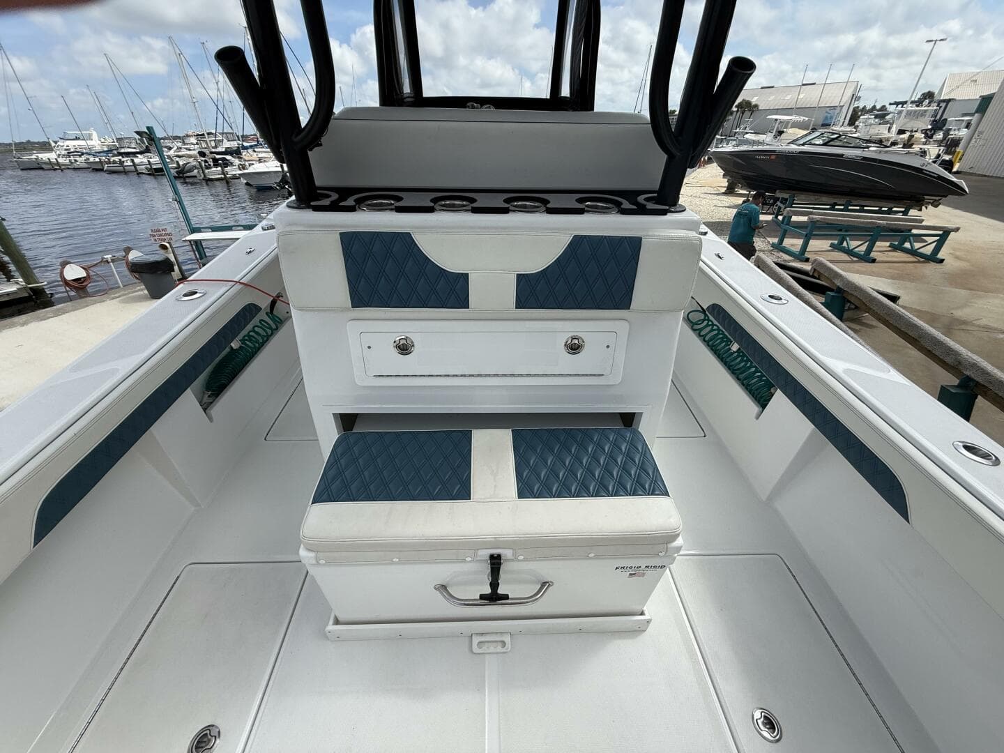 2023 Front Runner — photo 28