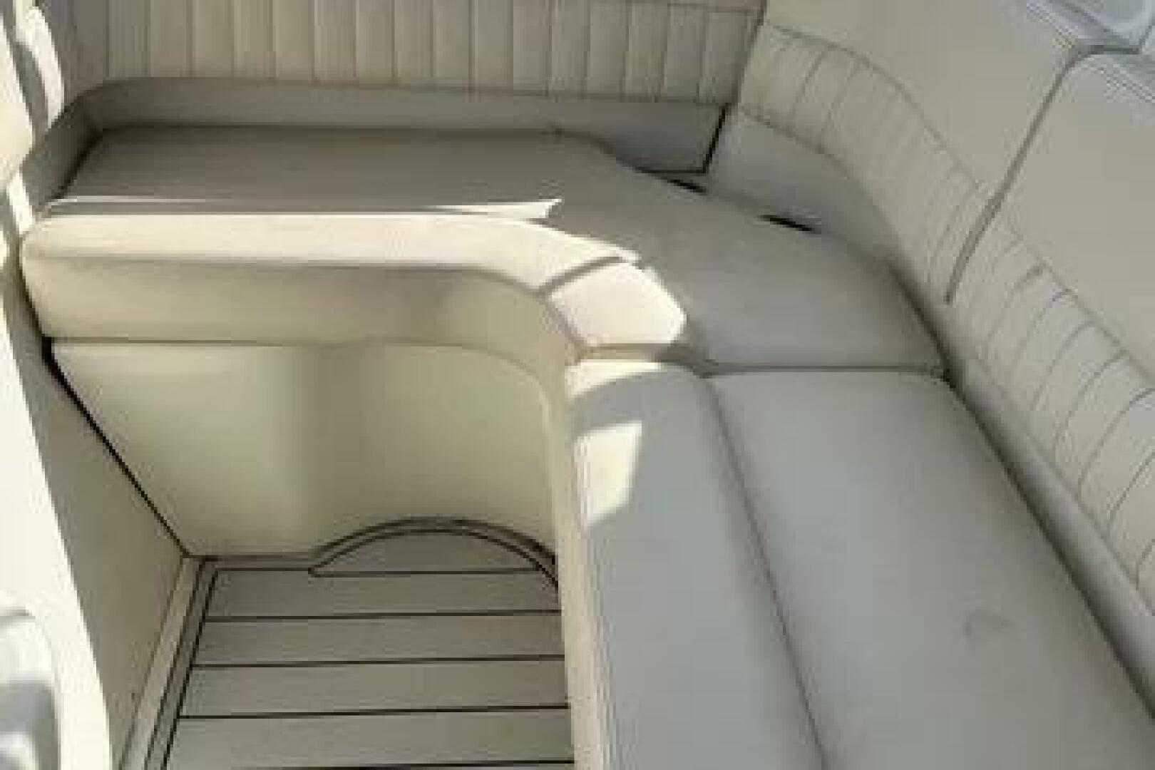 2005 Hydra-Sports 33 Vx — photo 9