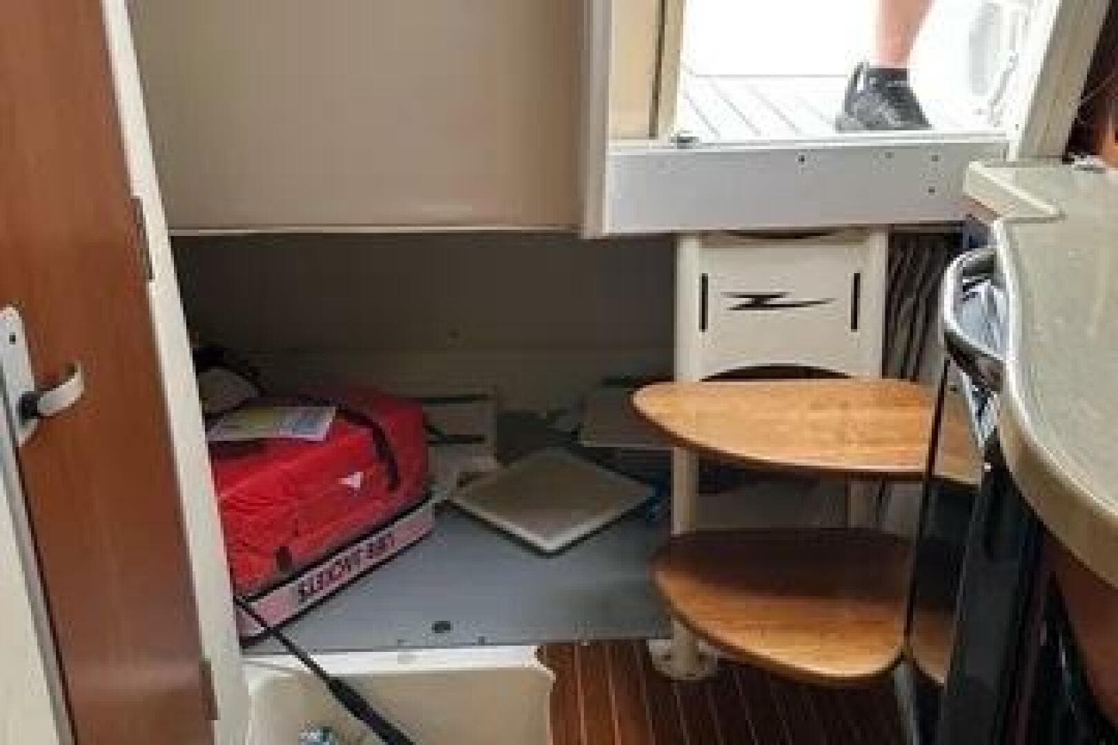 2005 Hydra-Sports 33 Vx — photo 12