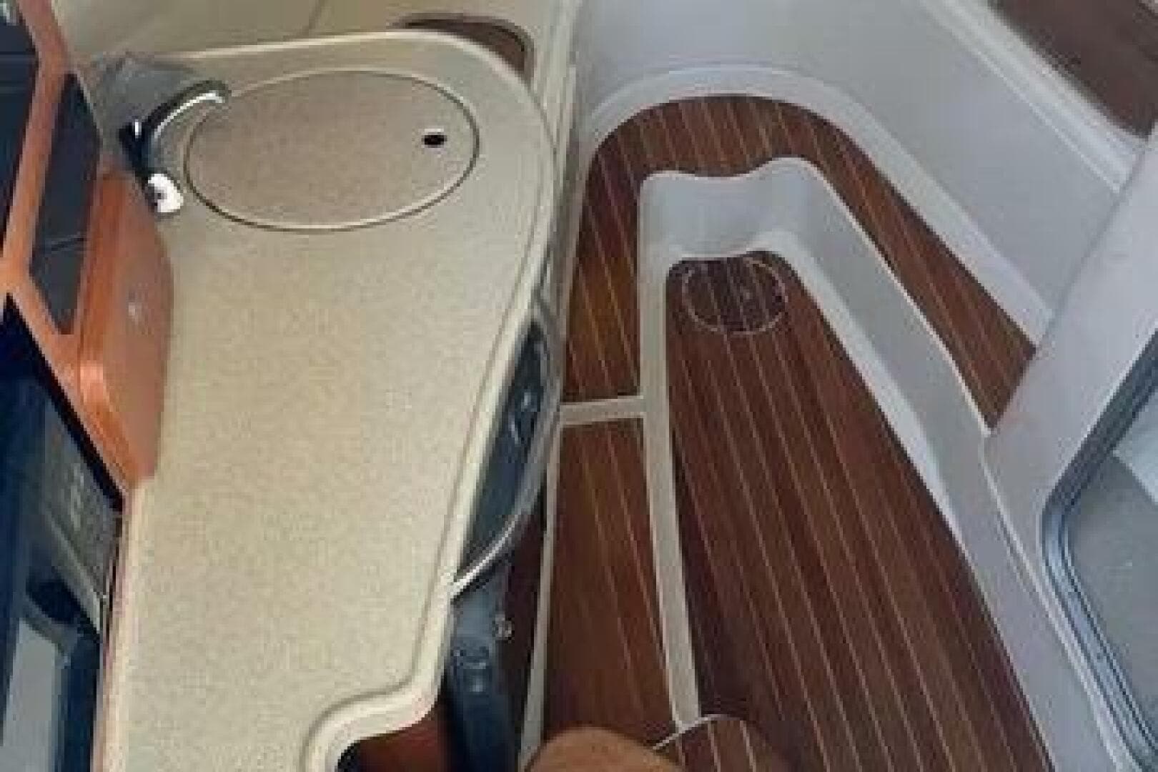 2005 Hydra-Sports 33 Vx — photo 3