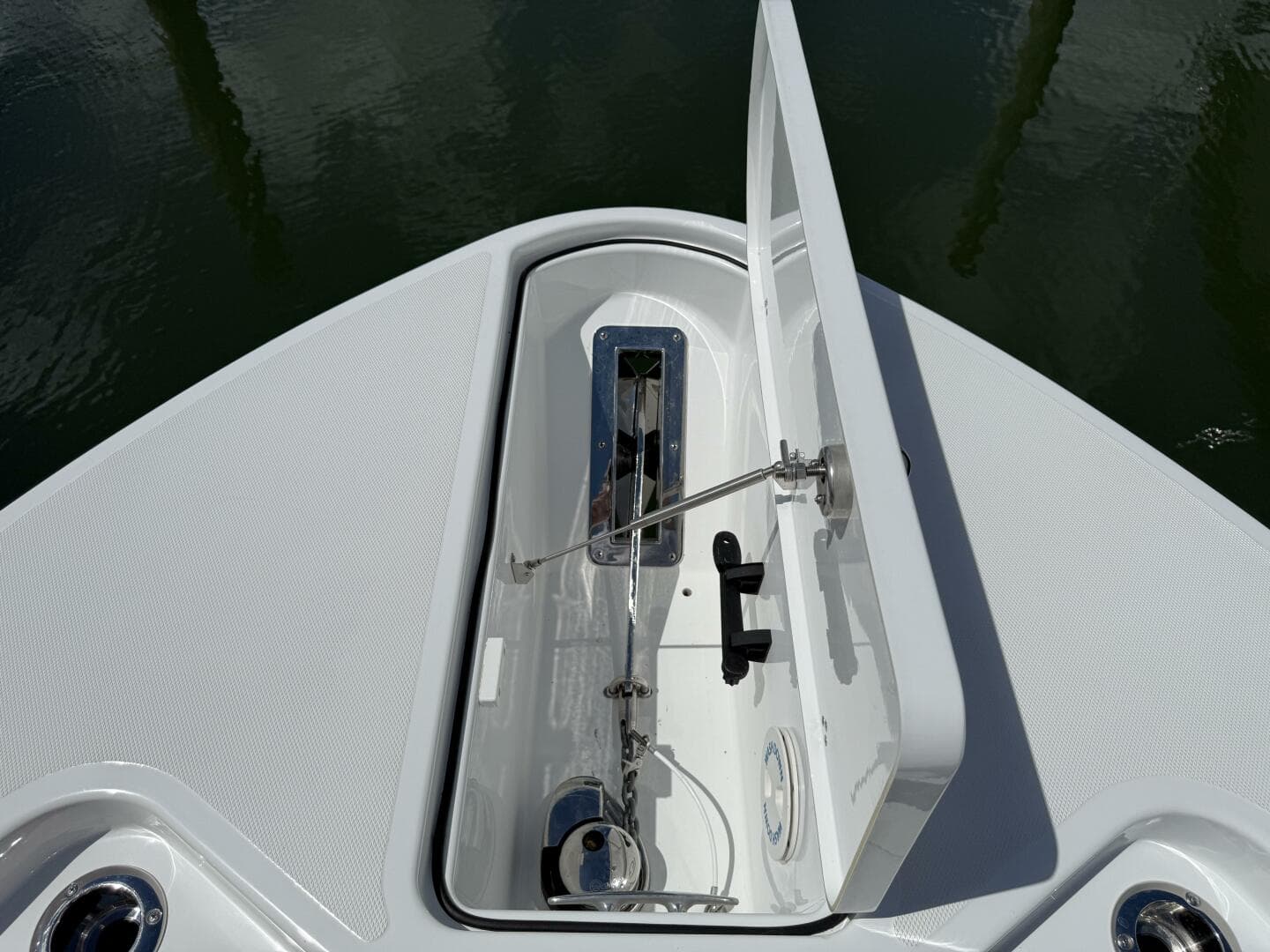 2022 Wellcraft 352 Fisherman — photo 21