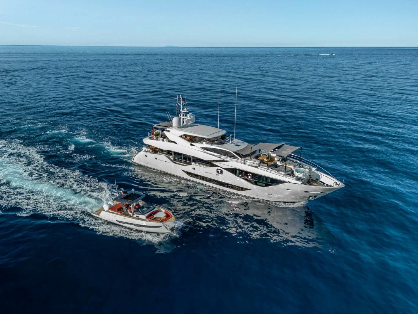 2020 Sunseeker 116 Yacht — photo 2