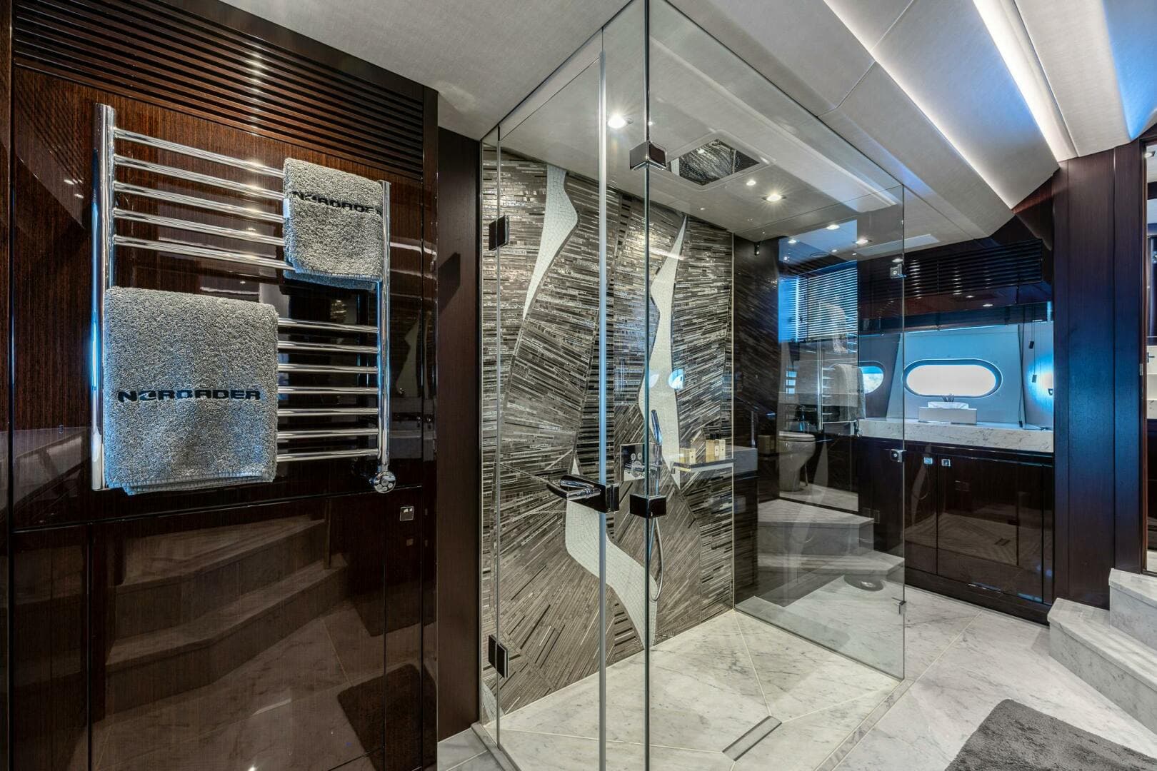 2020 Sunseeker 116 Yacht — photo 30