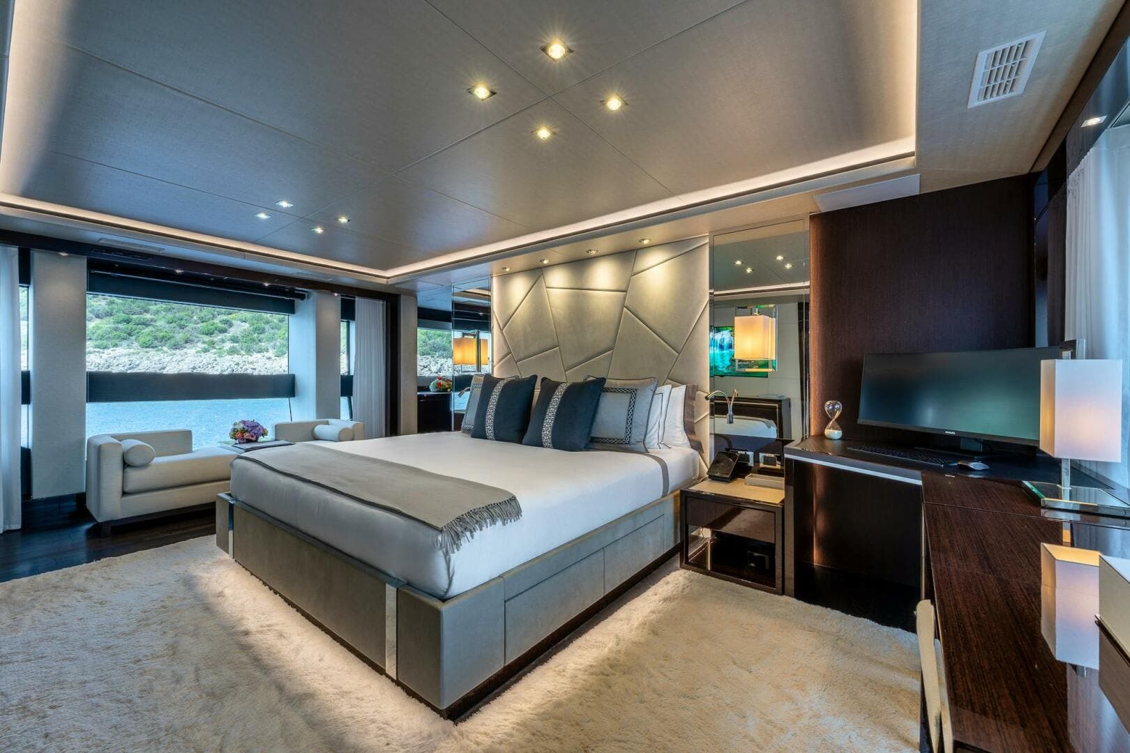 2020 Sunseeker 116 Yacht — photo 25