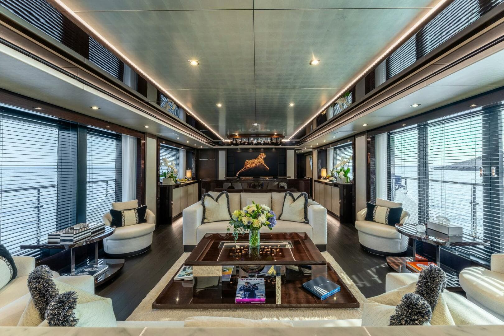 2020 Sunseeker 116 Yacht — photo 19