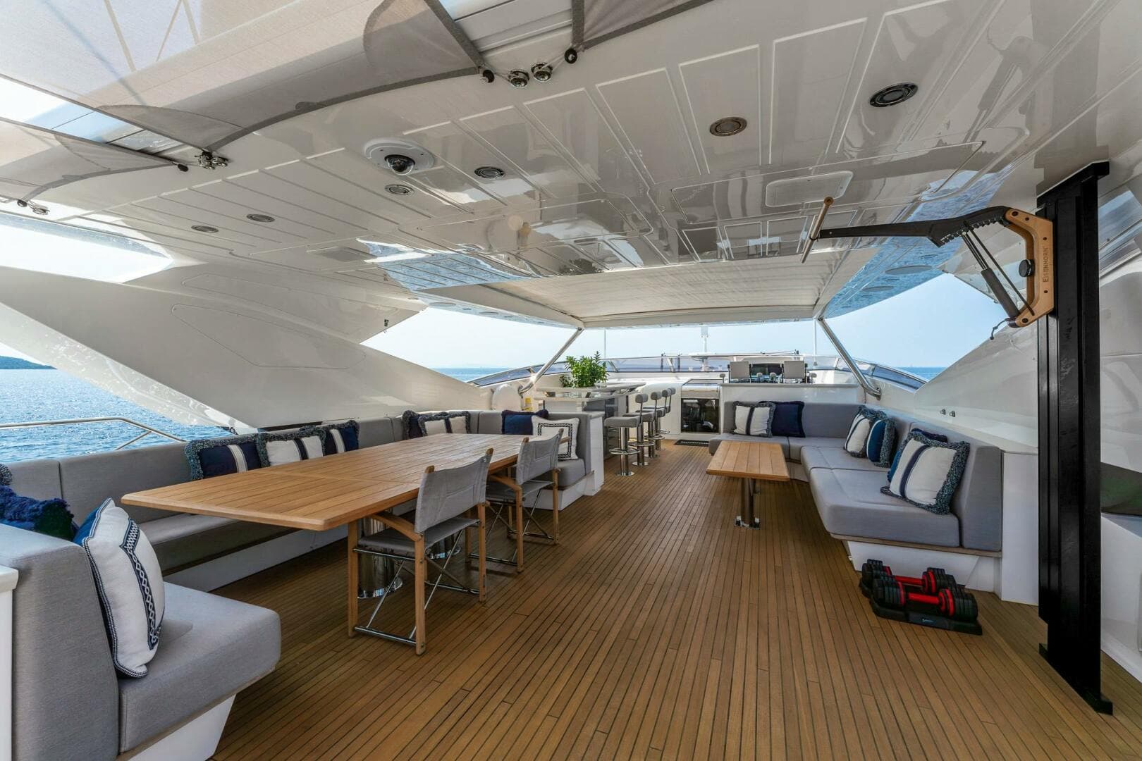 2020 Sunseeker 116 Yacht — photo 12