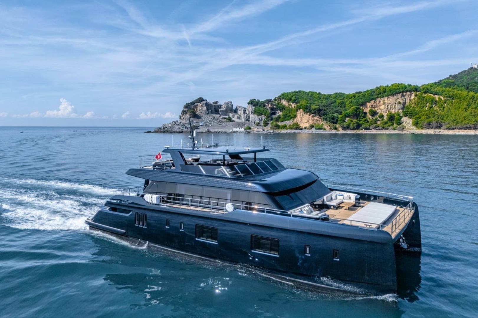 2025 Sunreef Yachts Sunreef 100 Power — photo 2