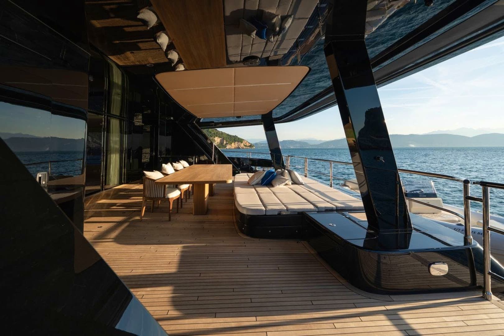 2025 Sunreef Yachts Sunreef 100 Power — photo 11