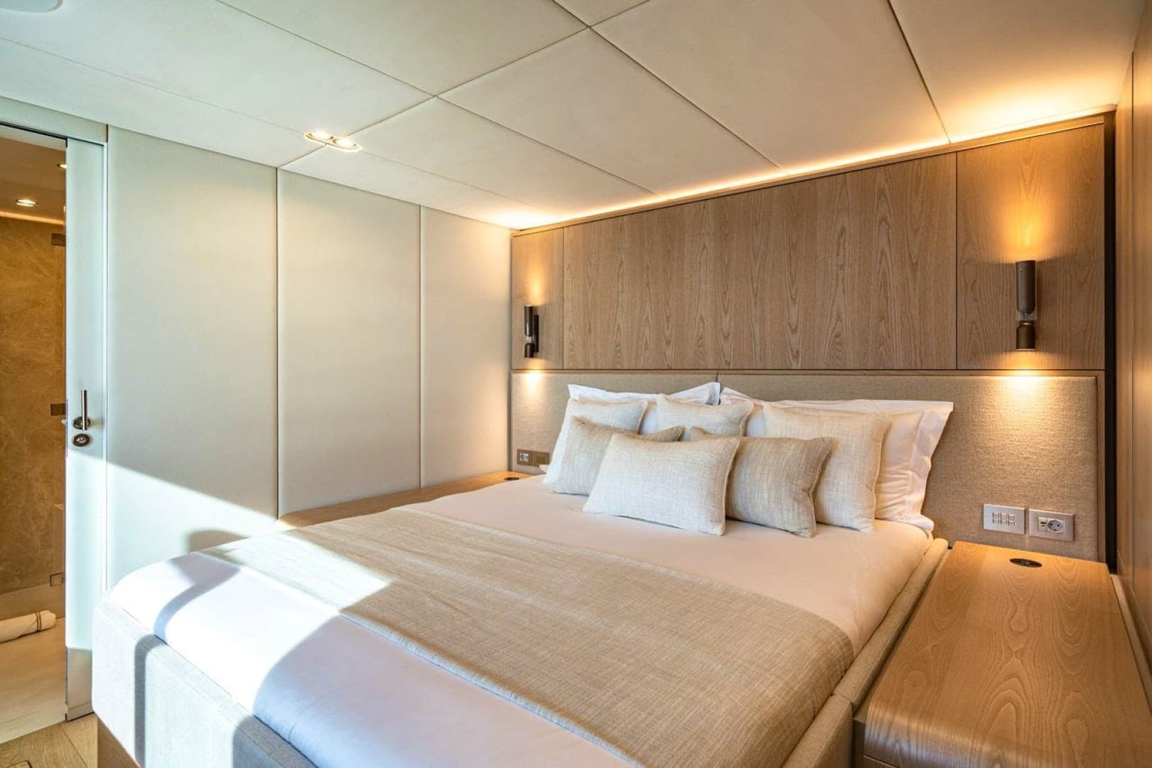 2025 Sunreef Yachts Sunreef 100 Power — photo 46