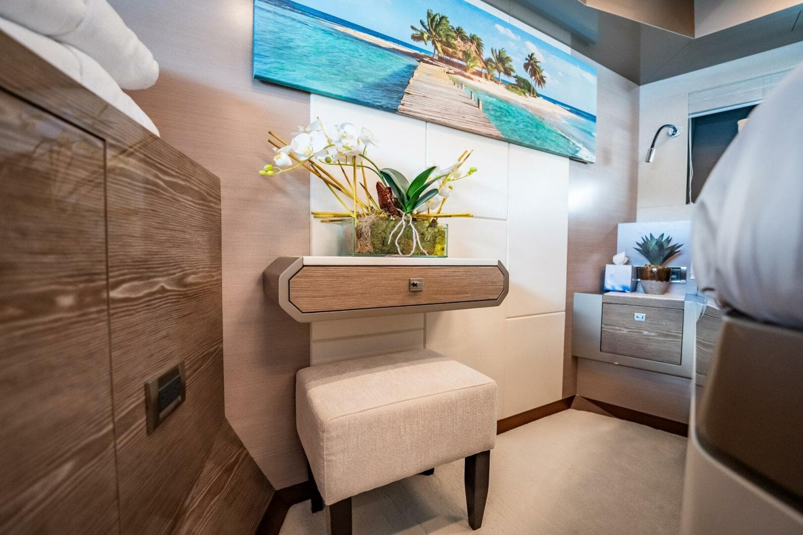 2021 Ocean Alexander 27 Explorer — photo 45