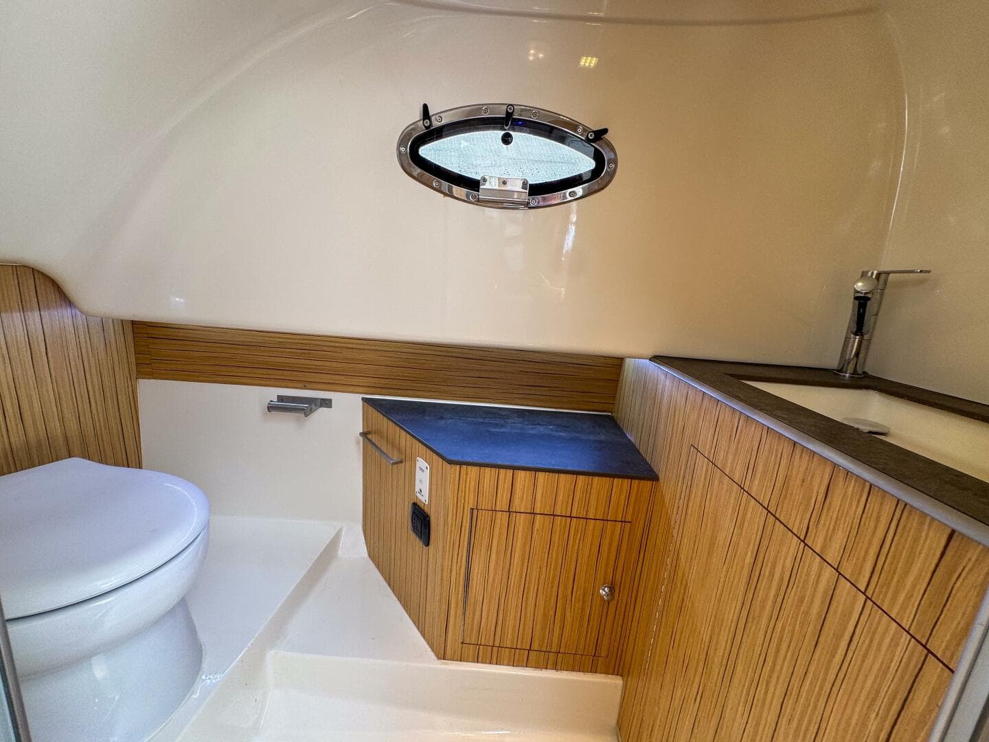 2023 Tender Impetus 36 — photo 29