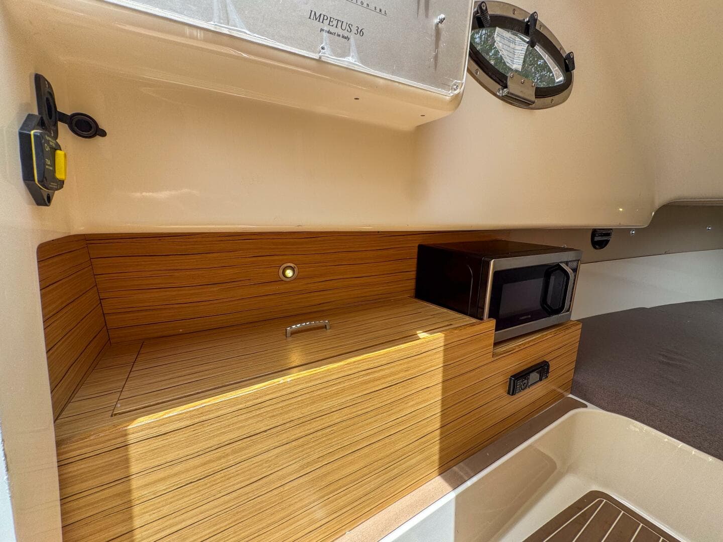 2023 Tender Impetus 36 — photo 25