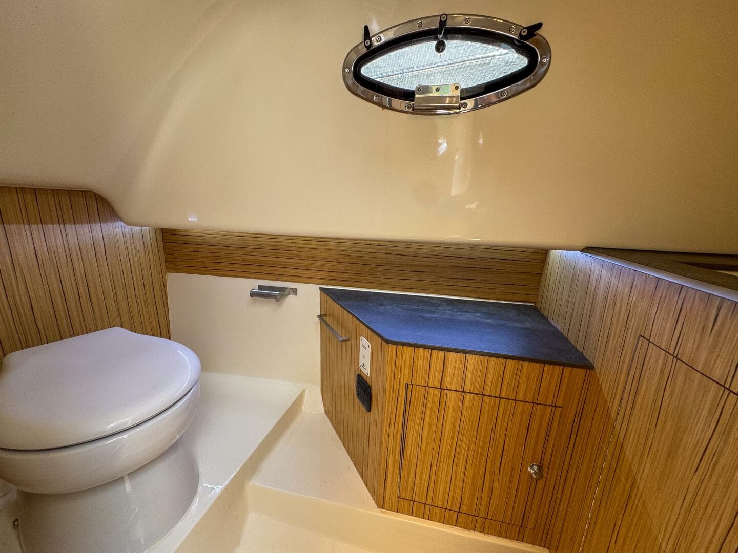 2023 Tender Impetus 36 — photo 46