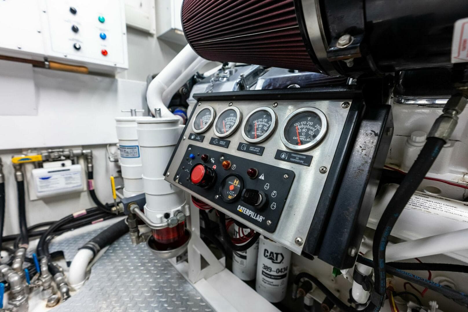 2006 Lazzara Yachts 84 Skylounge — photo 84