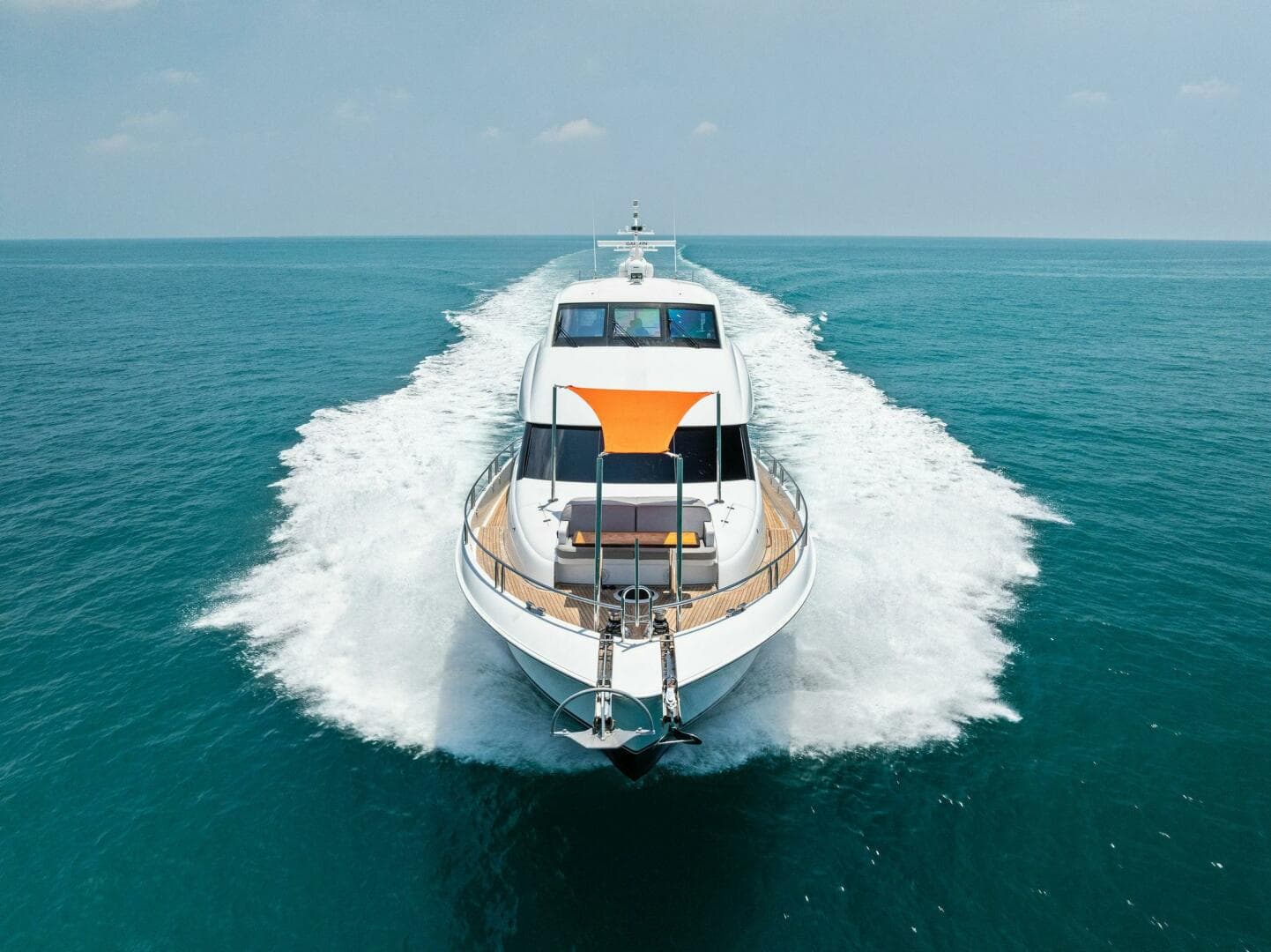 2006 Lazzara Yachts 84 Skylounge — photo 15