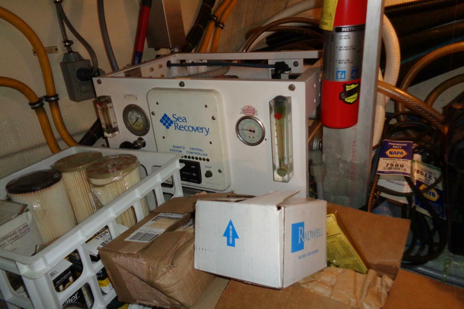 1987 Hatteras 70 Cockpit — photo 125