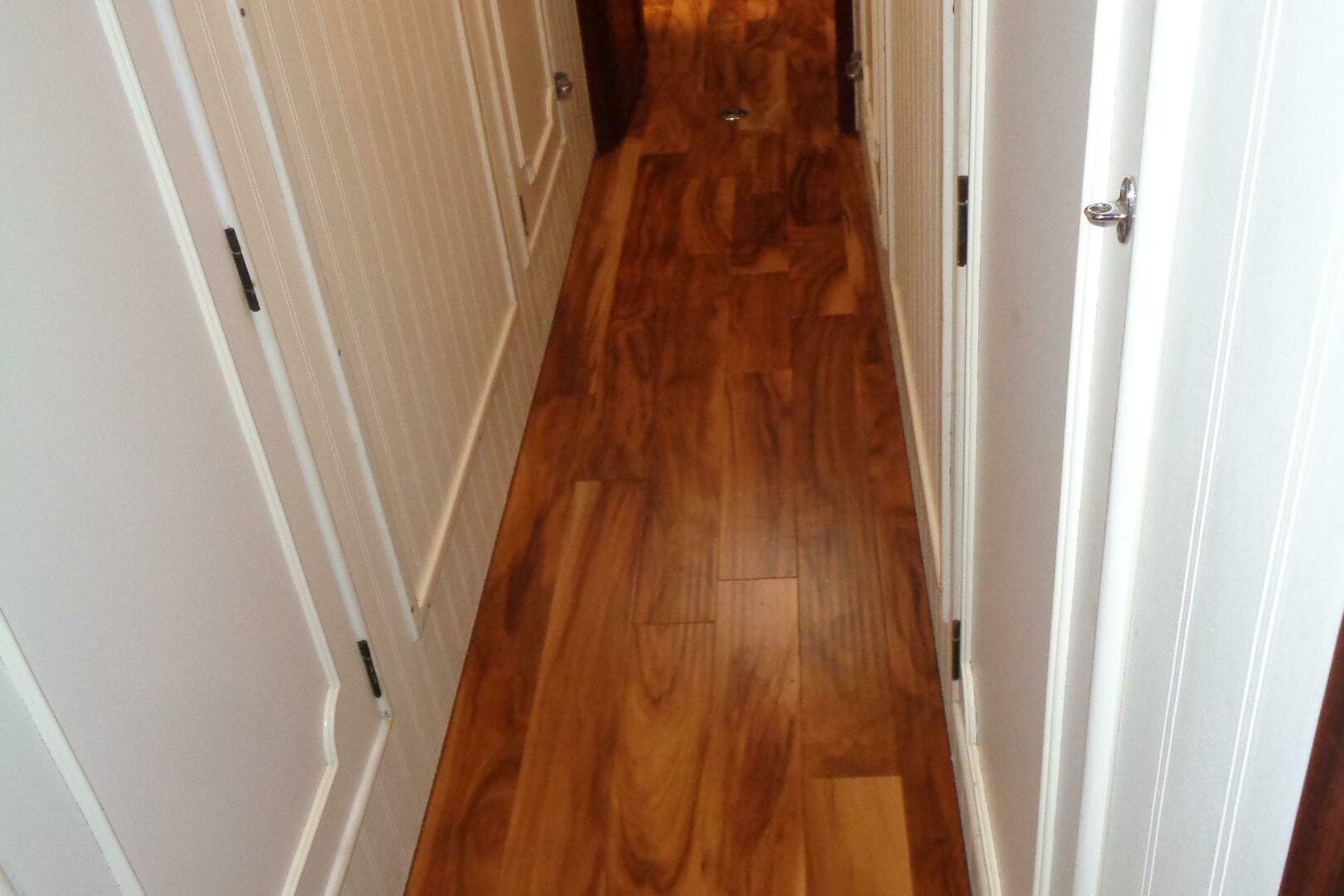 1987 Hatteras 70 Cockpit — photo 75