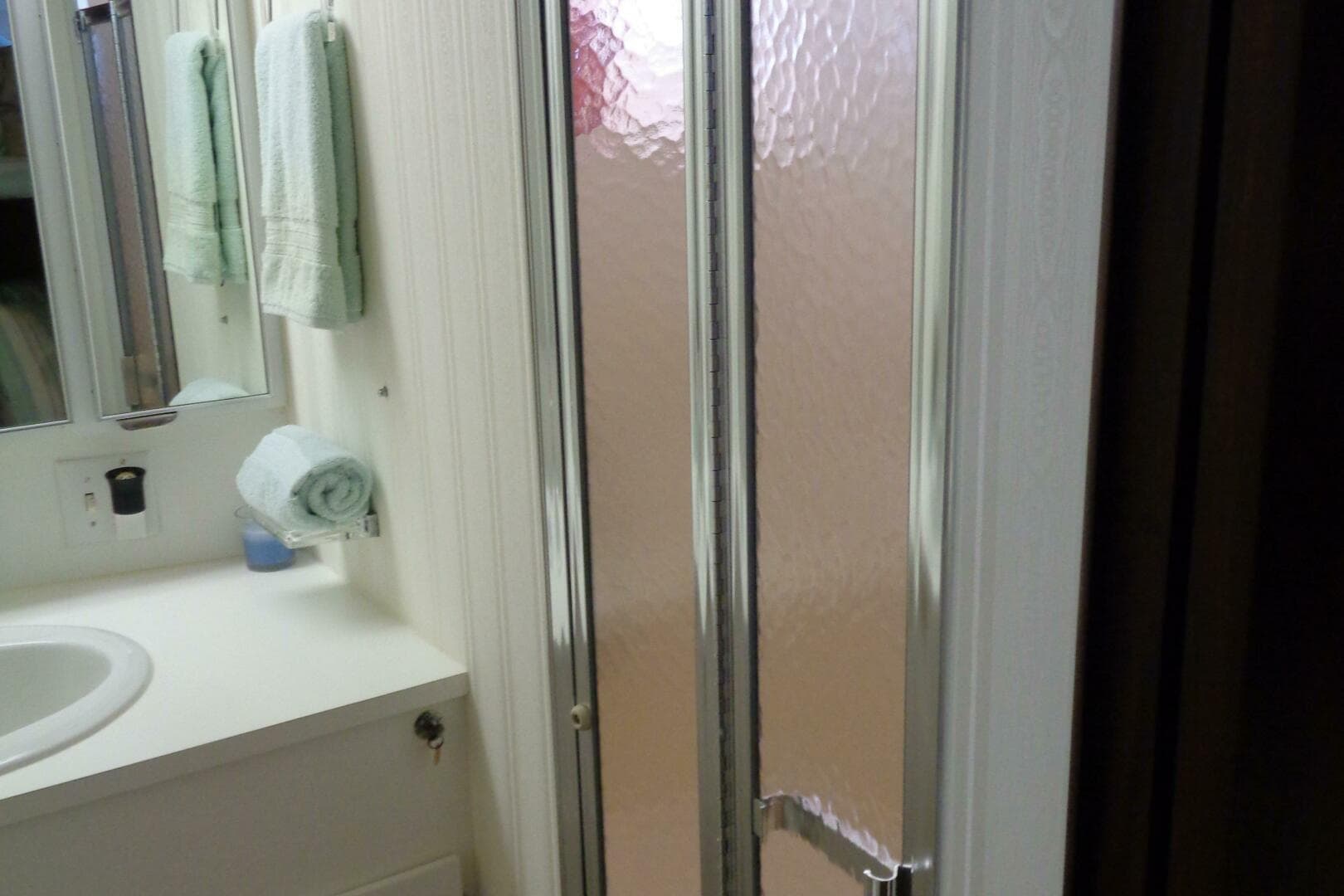 1987 Hatteras 70 Cockpit — photo 81