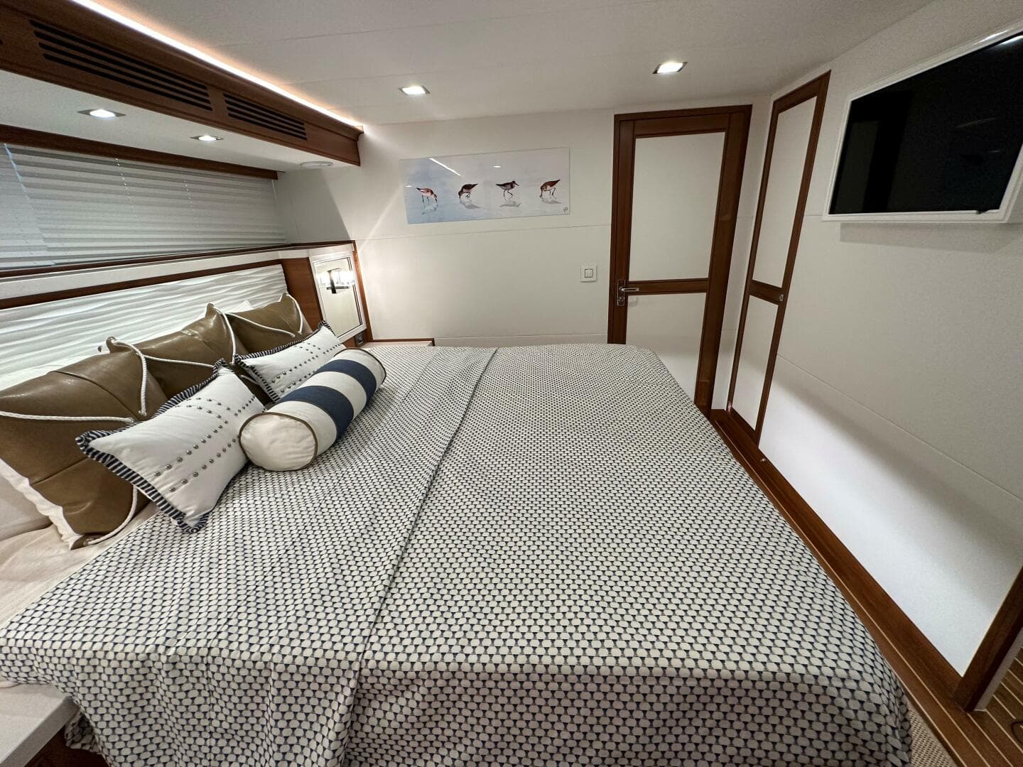 2018 Marlow Explorer 49E-Cb — photo 15