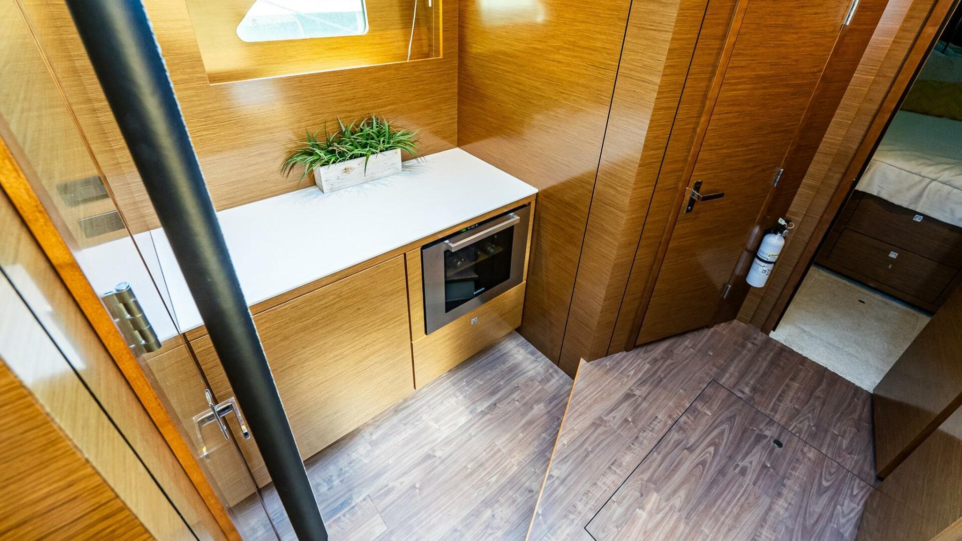 2019 Cruisers Yachts 54 Cantius — photo 42