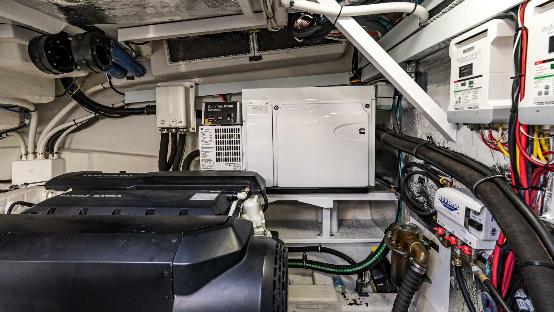 2019 Cruisers Yachts 54 Cantius — photo 48