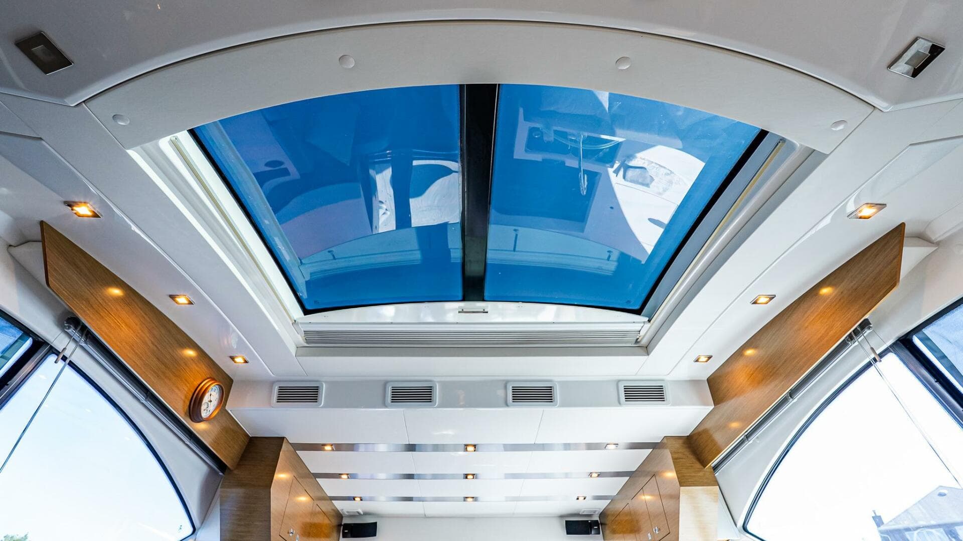 2019 Cruisers Yachts 54 Cantius — photo 27