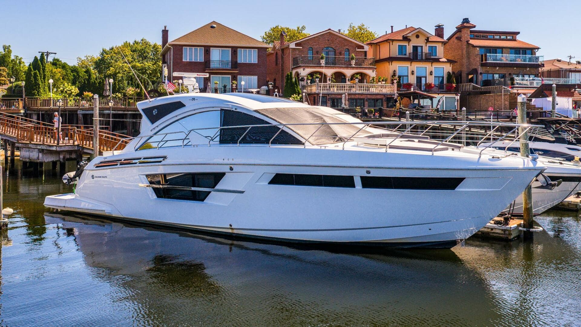 2019 Cruisers Yachts 54 Cantius — photo 3