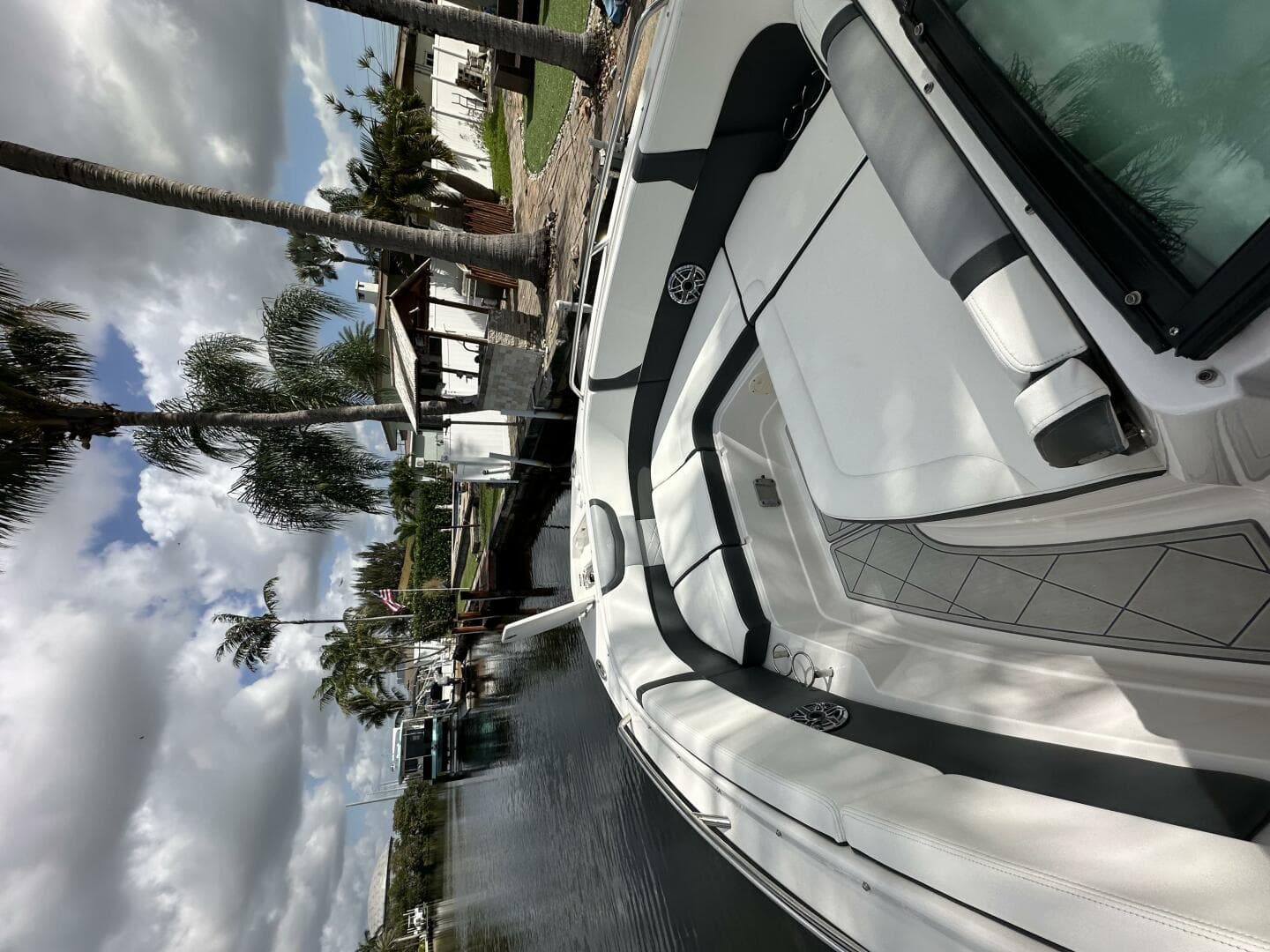 2022 Chaparral 280 Osx — photo 10