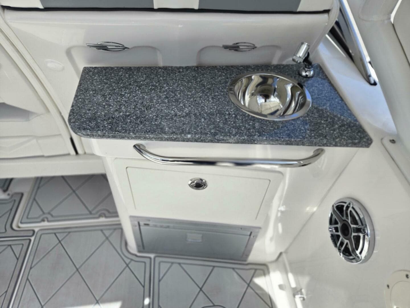 2022 Chaparral 280 Osx — photo 20