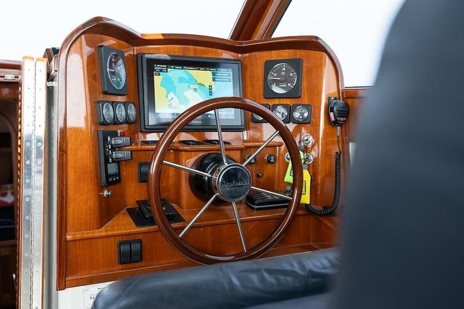 2002 San Juan 38 — photo 43