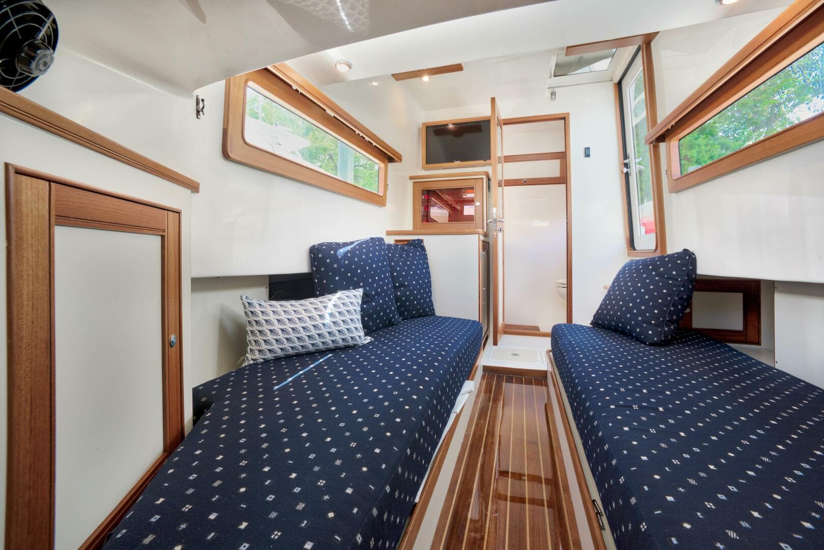 2017 Marlow Prowler 375 Havana — photo 6