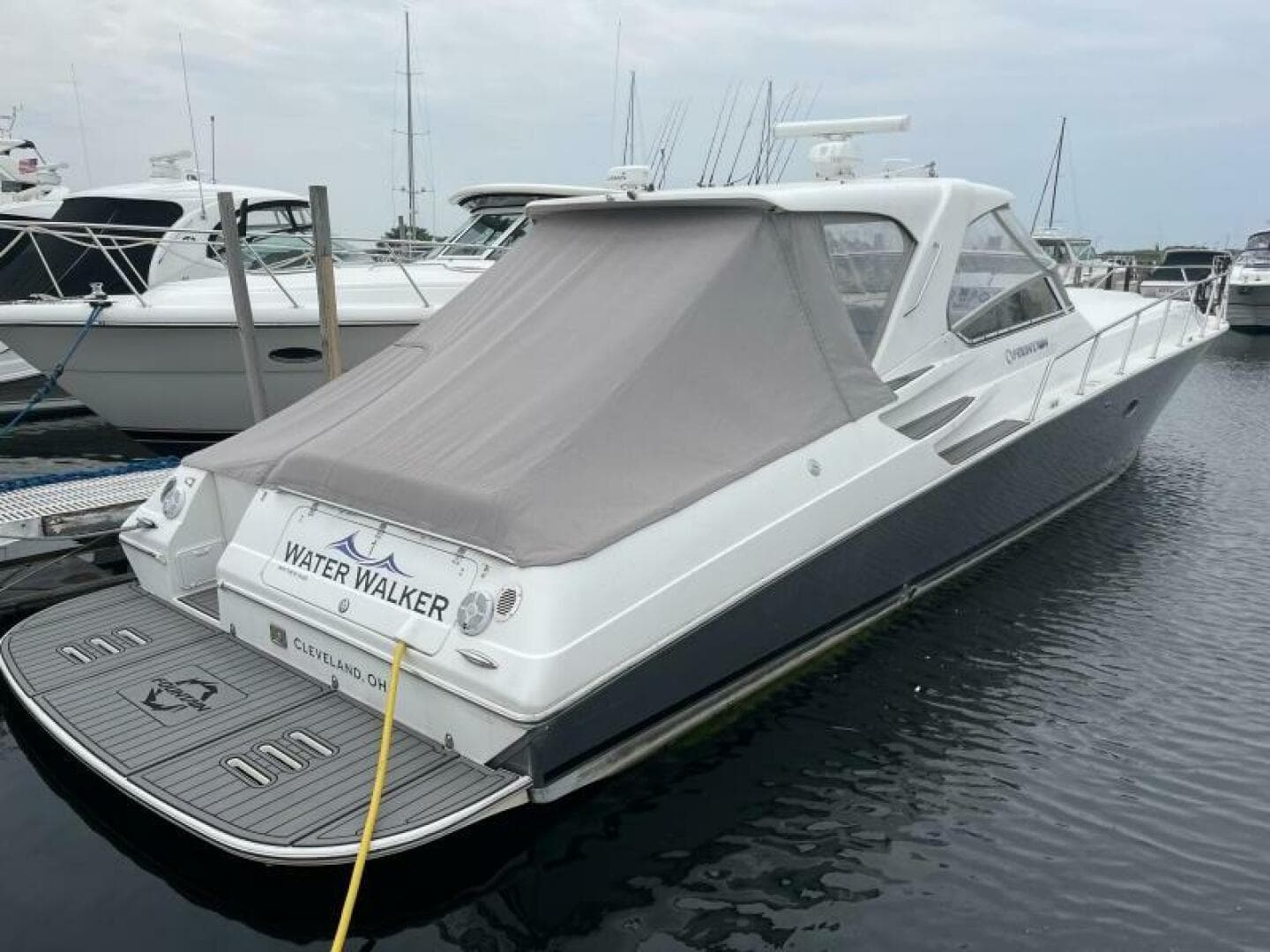 2006 Fountain 48 Express Cruiser — photo 17