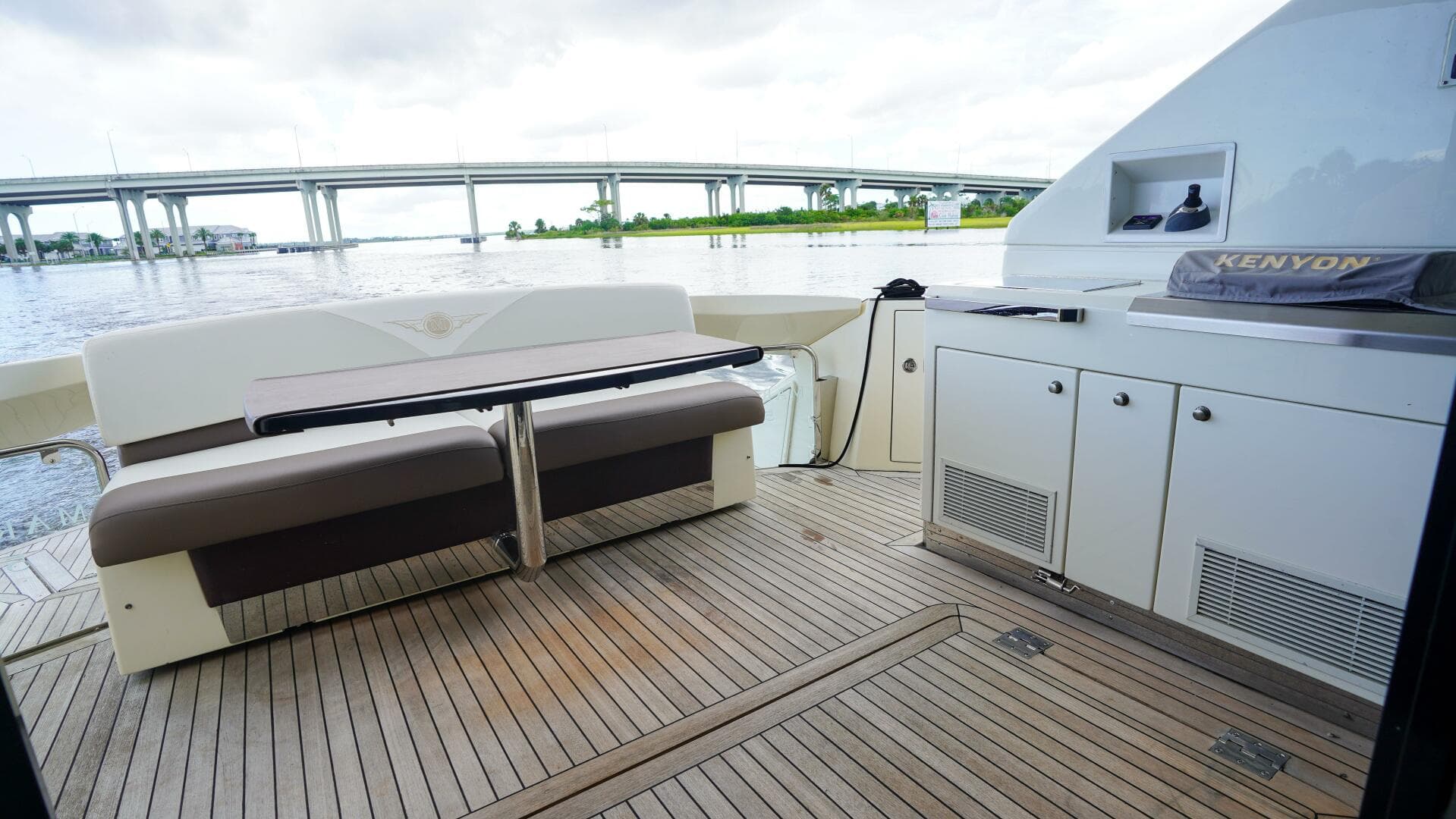 2009 Marquis 500 Sport Bridge — photo 9